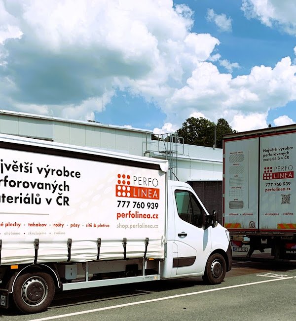 Skladník sedící a jedoucí v ještěrce